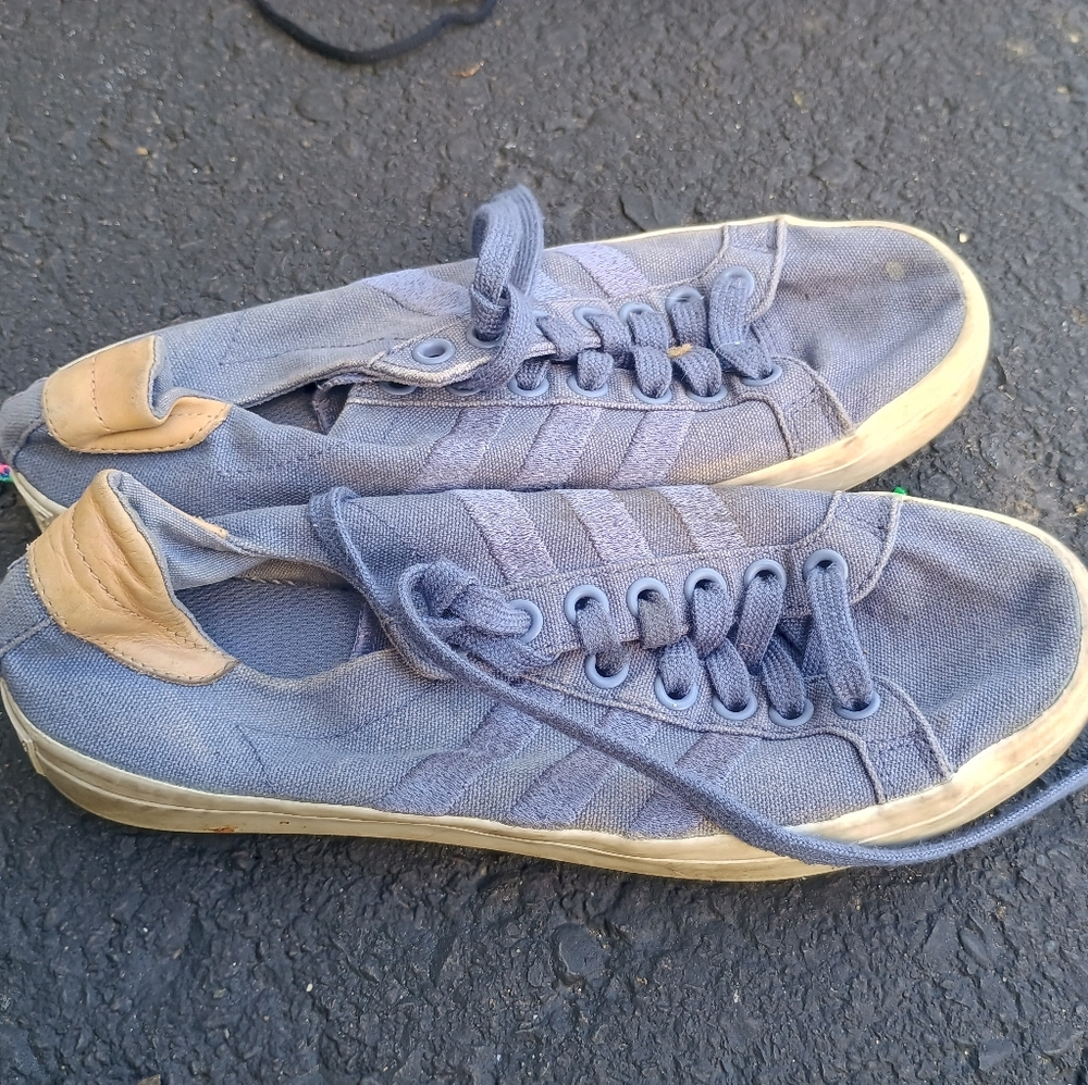 Adidas Light Blue Shoes Used Sz 9